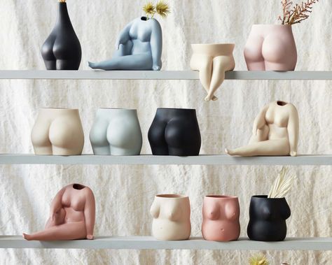 Body part decor. There, I said it. It sounds rather macabre but it’s a trend that’s been percolating for a while now and seems to have reached a crescendo of… The post Unexpected homewares trend: Style your home with body part decor! appeared first on The Interiors Addict. Body Pottery, Body Ceramics, Body Decoration, Body Decor, Sculpture Art Clay, Clay Diy Projects, Clay Crafts Air Dry, Keramik Design, Pottery Crafts