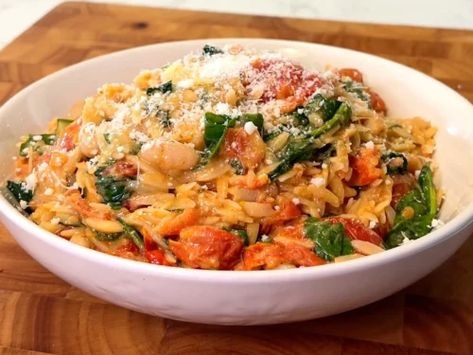 One-Tray Baked Orzo With Roasted Cherry Tomatoes: Creamy, Flavorful, And Easy Baked Orzo, Best Ina Garten Recipes, Creamy Mushroom Pasta, Cherry Tomato Pasta, Grilled Tofu, Roasted Cherry, Easy Vegan Dinner, Roasted Cherry Tomatoes, Baked Ziti