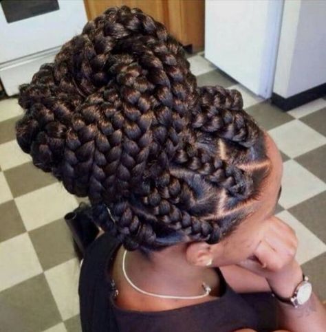 12 Pretty African American Braided Hairstyles - PoPular Haircuts Chunky Box Braids, Poetic Justice Braids, Big Box Braids, Blonde Box Braids, Big Braids, Jumbo Box Braids, Long Box Braids, Box Braids Styling, Beautiful Braids