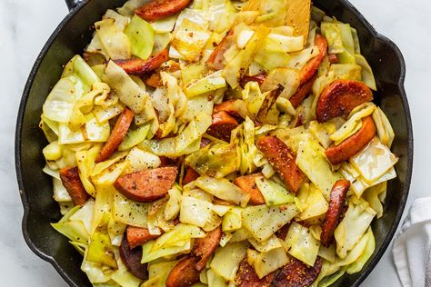 Roasted Side Dishes, Best Cabbage Recipe, Fried Cabbage With Sausage, Fried Cabbage Recipes, Kielbasa And Cabbage, Southern Fried Cabbage, Cabbage And Sausage, Crunchy Salad, Fried Cabbage