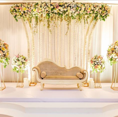 Engagement Stage Backdrop, Settee Back Wedding Decoration, Simple Stage Decorations For Engagement At Home, Wedding Stage Backdrop Simple, Wedding Reception Backdrop Elegant, Reception Hall Decorations, Reception Stage Decoration Backdrops, Simple Wedding Stage, Engagement Decorations Indian