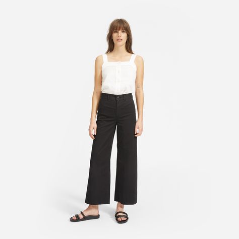 Stylish Pants Women, Cropped Chinos, Wide Leg Crop Pants, Black Jeans Outfit, Black Chinos, White Denim Jeans, Trouser Pants Women, 70s Inspired, Crop Pants