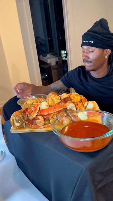 Soul of American Cuisines, LLC on Instagram: "@dukedennis MUKBANG READY🔥 Are y’all ready for the Ultimate Spicy Seafood Mukbang‼️🔥 It’s going UP with Chef AC in the kitchen🔥I’m going to get you right EVERY TIME 👏🏽 Book your personal chef experience today! LINK IN BIO👩🏽‍🍳 • • • #seafood #mukbang #seafoodmukbang #dukedennis #cheflife #celebritychef #cltchef #atlchef #privatechef #personalchef #kingcrab #lobster #seafoodboil #explore #chefac" Crab Dips, Crab Appetizers, Meat Animals, Crab Appetizer, Spicy Seafood, Crab Stuffed Mushrooms, Crab Meat Recipes, Blue Crabs, Crab Boil