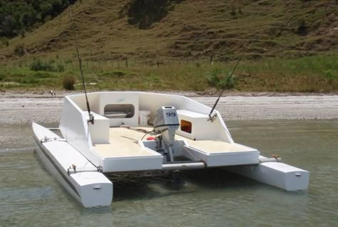 Cheap Boats, Plywood Boat Plans, Plywood Boat, Build Your Own Boat, Wooden Boat Building, Wooden Boat Plans, Diy Boat, Boat Building Plans, Boat Projects