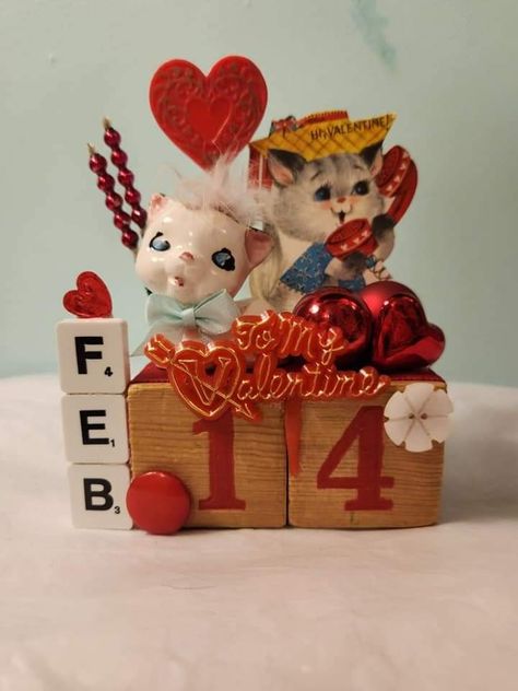 Valentine Assemblage, February Wishes, Valentine Craft Decorations, Vintage Valentine Crafts, Retro Nursery, Vintage Valentines Decorations, Valentine Vintage, Crafty Hobbies, Valentine Craft