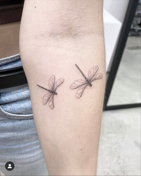 Two Dragonfly Tattoo, Fine Line Dragonfly, Braclet Tattoo, Physical Goals, Small Dragonfly Tattoo, Butterfly With Flowers Tattoo, Rib Tattoos For Women, Basic Tattoos, Flying Tattoo