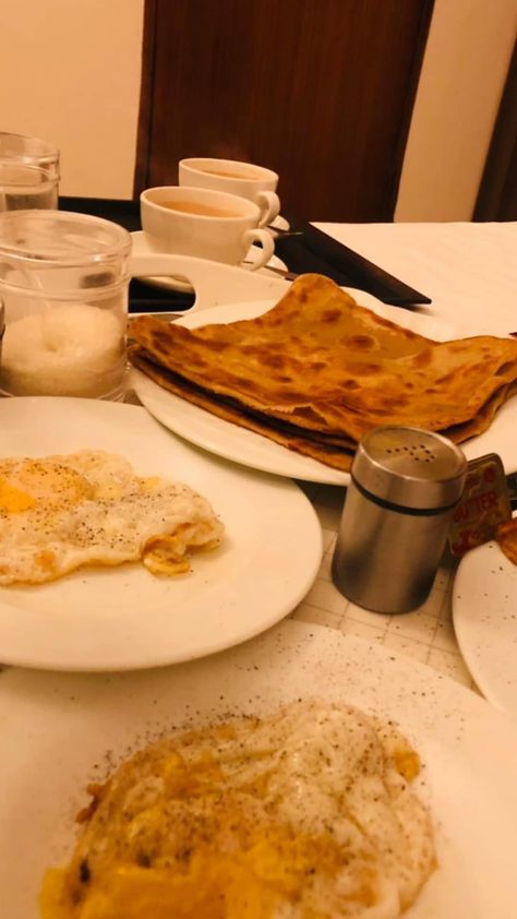 Breakfast Pictures Mornings, Breakfast Snaps, Morning Breakfast Snap, Pakistani Breakfast, Breakfast Snap, Indian Breakfast Snapchat Stories, Breakfast Indian Snapchat, Iftar Time Snapchat, Pakistani Breakfast Pics