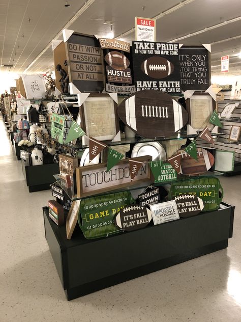 #hobbylobby #hobbylobbyindiana #homedecor #football #fall #touchdown #itsfallyall #faithfamilyfootball Football Home Decor Ideas, Office Football Decor, Football Home Decor Diy, Football Decorations For Home, Football Bathroom Decor, Football Season Home Decor, Fall Football Decor, Rae Dunn Football Display, Football Scoreboard