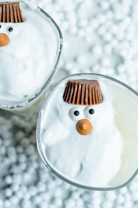 Alcoholic Drinks – BEST Melted Snowman Christmas Margarita Recipe – Easy and Simple On The Rocks Alcohol Drinks Christmas Margarita Recipe, Holiday Drinks Alcohol Christmas, Christmas Margarita, Drinks Alcohol Recipes Easy, Coconut Tequila, Easy Margarita Recipe, Easy Alcoholic Drinks, Fun Drinks Alcohol, Christmas Cocktail Party