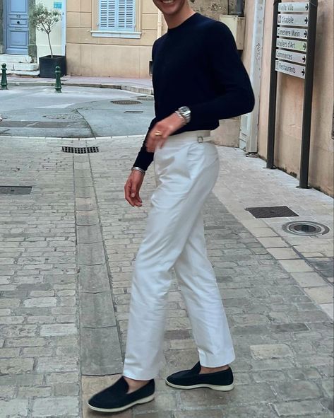 Old money aesthetic euro summer boy it boy star boy St Tropez Outfit Men, St Tropez Outfit, Nyc Halloween, Extra Fashion, Guys Fits, Mediterranean Villa, Masculine Style, Old Money Style, St Tropez