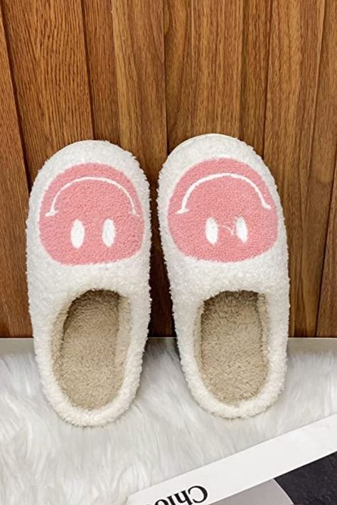 bridesmaid gifts
slippers
comfy home slippers
pink
pink happy face Smiley Slippers Aesthetic, Pink Smiley Slippers, Smily Face Slipper, Smiley Face Slippers Cheap, Happy Face Slippers, Smile Face Slippers, Chill At Home, Gift For Bridesmaids, Cute Smile