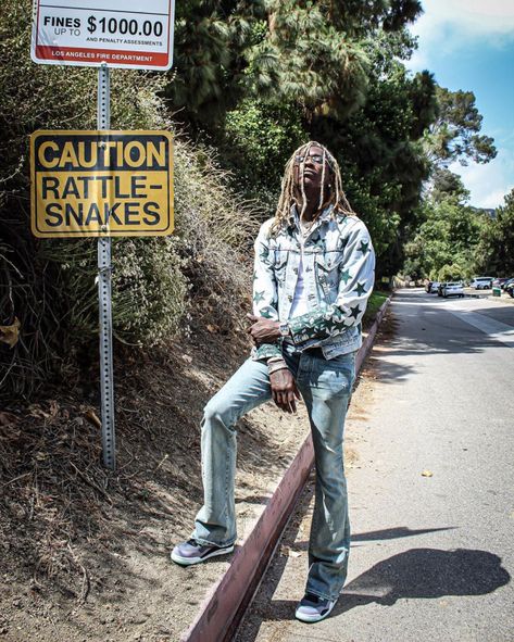 Young Thug Fashion, Jordan 4 Retro Green, Thug Fashion, Double Denim Fashion, Young Thug Album, Double Denim Outfit, Los Angeles Fire Department, Doom 3, Gold Eyeglasses