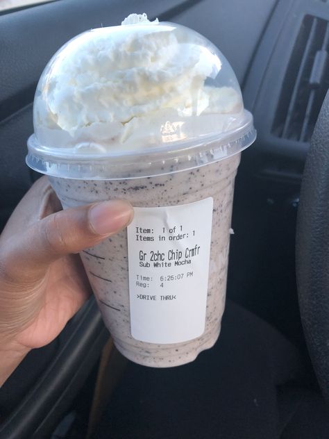 🔥🔥 Ask for a double chocolate chip Frappuccino sub white mocha White Mocha Frappuccino Starbucks, Frappuccino Starbucks, Oreo Frappuccino, Starbucks Halloween Drinks, Frappuccino Starbucks Secret Menu, Frosted Coffee, Starbucks Secret Menu Recipes, Secret Starbucks Recipes, Coffee Recipes Starbucks