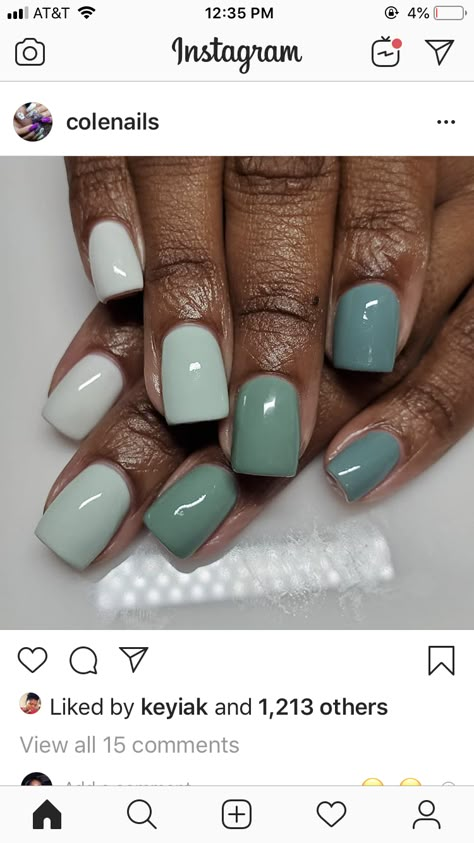 Short Natural Nail Color Ideas, Green Nails With Green Tips, Nail Palette Colors, Fall Gel Nails Matte, Round Nails Fall Colors, Green And Brown Fall Nails, Ombre Gel Nails Short, Multi Color Fall Nails, Multiple Color Nails