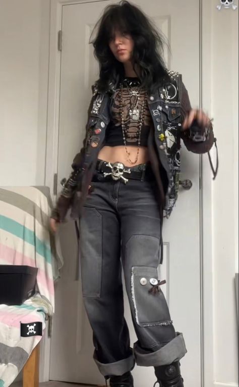 Fem Enby Outfits, Dystopian Streetwear, Punk Outfits Nonbinary, 80s Alt Fashion, Punk Leather Jacket For Alternative Fashion, Agender Fashion, Androgynous Fashion Grunge, British Punk Fashion, Alt Masc Outfits Punk