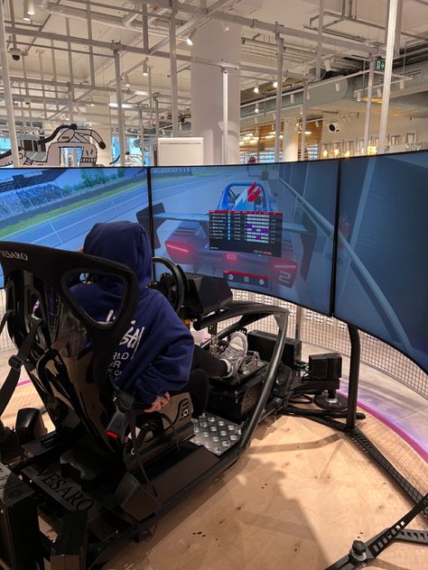 F1 Drivers Training, F1 Racing Simulator, F1 Training, Selfridges London, Racing Simulator, Girly Car, F1 Racing, Stock Car, F1 Drivers