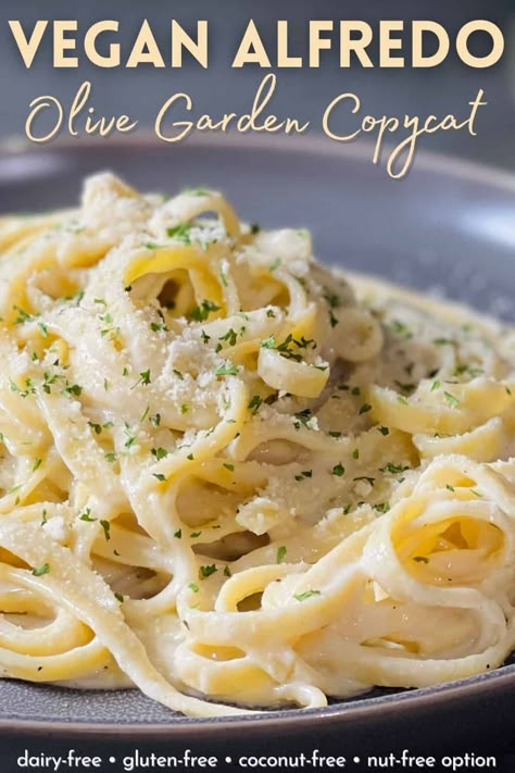 Vegan Olive Garden Alfredo Copycat • Cooking on Caffeine Vegan Alfredo Recipe, Vegetarian Alfredo Sauce, Egg Free Alfredo Sauce, Fettuccini Alfredo Vegan, Vegan Chicken Alfredo Recipe, Vegan Alfredo Sauce Tofu, Vegan Alfredo Sauce Nut Free, Gluten Free Copycat Recipes, Vegan Copycat Recipes