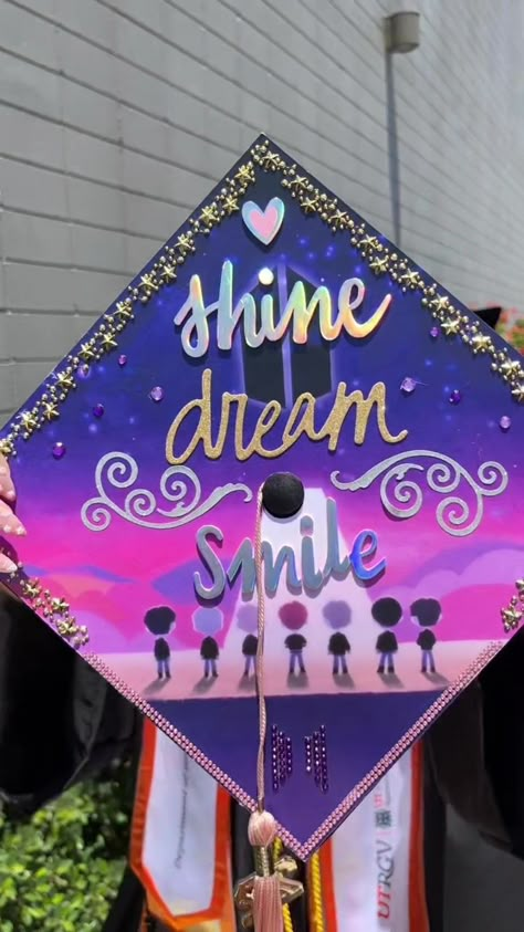 making namjoon proud pt 2 #grad #graduation #classof2022 #bts #kpop Bts Graduation Cap Ideas, Kpop Graduation Caps, College Grad Cap Ideas, High School Graduation Cap, College Graduation Cap Decoration, Grad Hat, Grad Cap Designs, Diy Graduation Cap, Quilling Work