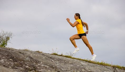 Running Side View, Run Pose, Person Running, High Intensity Interval Training, Photoshop Effects, Interval Training, Side View, By The Sea, Running Women