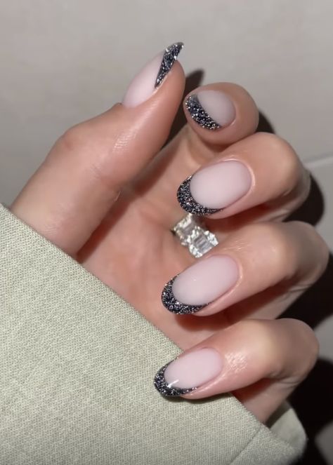 Black Tip Nails Sparkle, Sparkly Black Nails French Tips, Black Sparkly Tips Nails, Black Sparkle Tips Nails, Sparkly Black And White Nails, Black Glitter Tips Acrylic Nails, Black Sparkle Manicure, Black And White Sparkly Nails, Black Sparkly Tip Nails