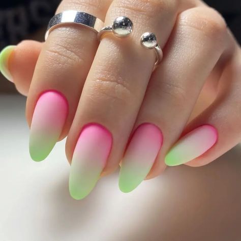 26 Ombre Summer Nails 2024: Trendy Styles for Vibrant Manicures - divagaze.com Summer Ombre Nails Almond, Trendy Back To School Nails, Sunset Ombre Nails, Ombre Summer Nails, Summer Ombre Nails, Feminine Things, Pencil Nails, Summer Nails 2024, Quick Nail Art