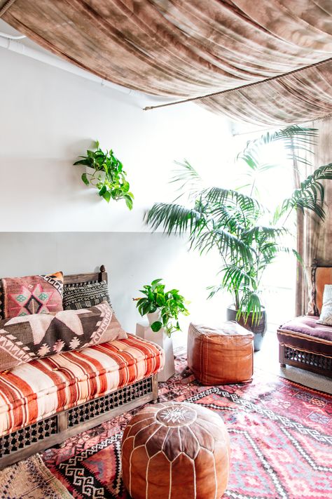 Moroccan Room at Recovery Integrity Office + Clinic : by Faith Blakeney Design Studio : Los Angeles, CA Faith Blakeney, Moroccan Inspired Living Room, Design Marocain, Moroccan Room, Moroccan Home Decor, Bohemian Interior Design, Apartment Decoration, Moroccan Homes, Bohemian Home Decor