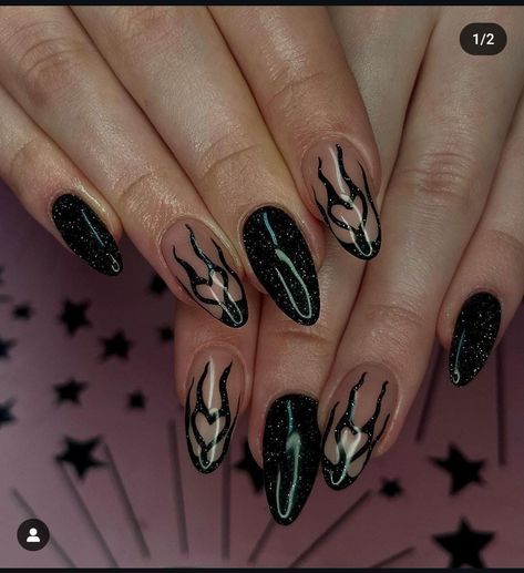 Glitter Flame Nails, Goth Almond Nails, Medium Almond Nails Designs, Mystic Nails, Almond Nails Pink, Black Almond Nails, Nailart Glitter, Angel Nails, Halloween Acrylic Nails