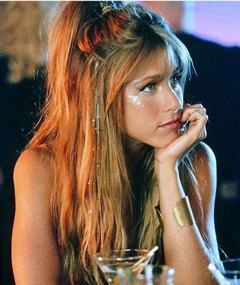 Jennifer Aniston Movies, Jennifer Aniston 90s, Rock Star Costume, Look 80s, Jeniffer Aniston, Jennifer Aniston Hair, Star Costume, Jenifer Aniston, Jennifer Aniston Hot