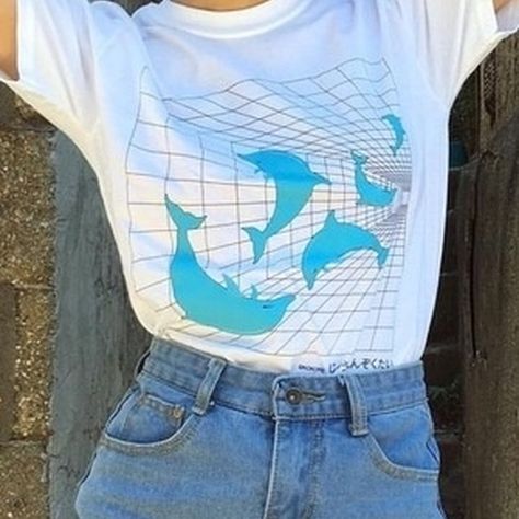 Vaporwave Fashion, Vaporwave Clothing, Aesthetic Streetwear, Vaporwave Aesthetic, Japanese Aesthetic, Aesthetic Fashion, White Tops, Aesthetic Clothes, Fashion Inspo Outfits