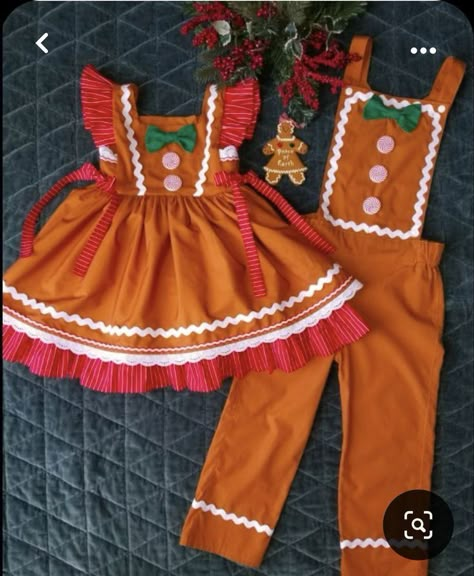 Gingerbread Outfit, Christmas Shows, R 25, Christmas Sewing, Christmas Costumes, Bubble Mailer, Doll Clothes Patterns, Christmas Fashion, Baby Sewing