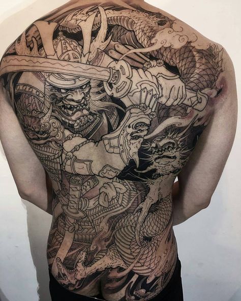 1,739 Likes, 13 Comments - Irezumi Collective (@irezumicollective) on Instagram: “ Artwork by: Zhiyong Ma Location: Beijing, China Artist's IG: @zhiyong_tattoo #irezumicollective ” Drummer Tattoo, Shogun Tattoo, Eyeball Tattoo, Foo Dog Tattoo, Backpiece Tattoo, Samurai Tattoo Design, Full Back Tattoos, Back Tattoos For Guys, Full Body Tattoo