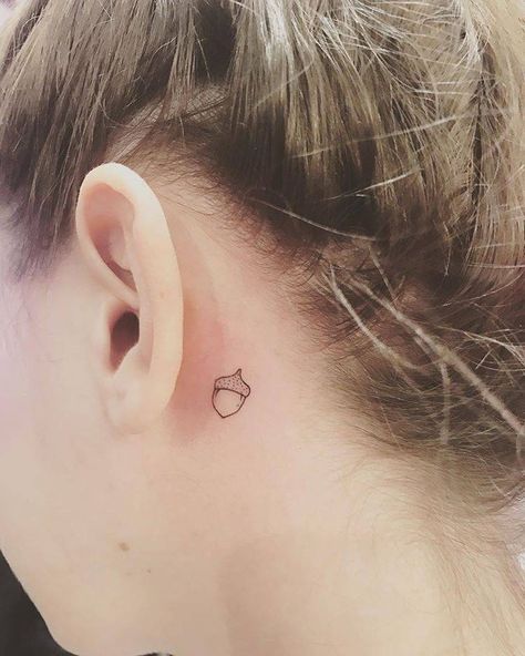 Acorn tattoo behind the left ear. Acorn Tattoo, Tattoos Disney, Minimalist Tattoo Meaning, Tattoos Behind Ear, Tattoo Behind Ear, Typography Tattoo, French Tattoo, 4 Tattoo, Delicate Tattoo