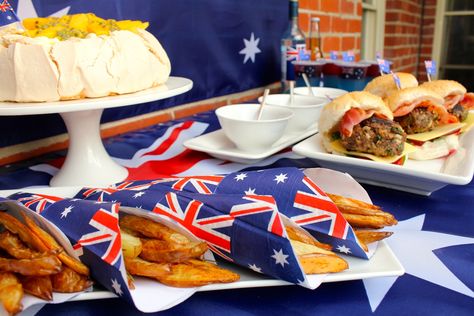 Bbq Party Food Ideas, Australia Day Party, Australian Party, Australia Day Celebrations, Prawn Skewers, Australia Party, Bbq Party Food, Australian Wine, Party Food Ideas