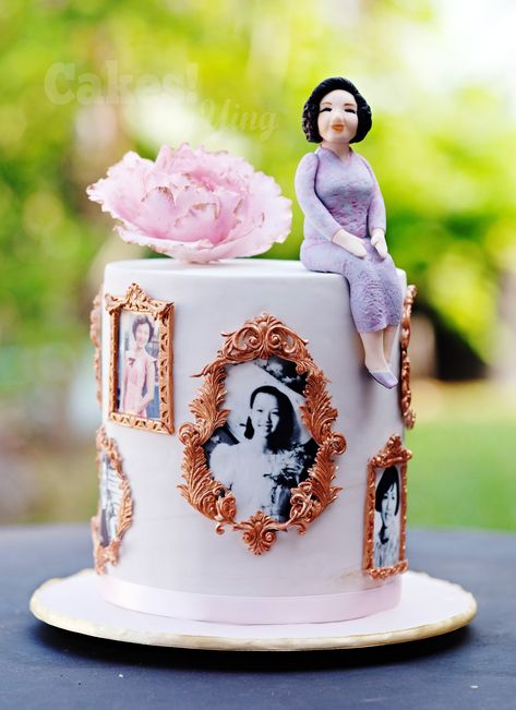 Mom Cake Ideas Birthday, 79th Birthday Cake Ideas For Grandma, 60 Birthday Cake Ideas For Women, Cake 80th Birthday For Women, Grandma Bday Cake, Grandma Cakes Birthday, 90th Cake Ideas, 60th Birthday Cake Women, Mother Cake Ideas