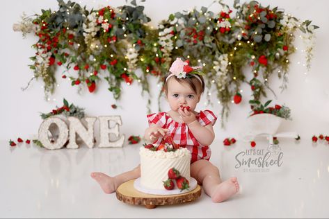 My Berry First Birthday Photoshoot, Strawberry Cake Smash Photography, Cherries Photoshoot, Strawberry 1st Birthday Photoshoot, Strawberry Cake Smash, Strawberry Photoshoot, Garden Props, Strawberry Photo, Cake Smash Theme