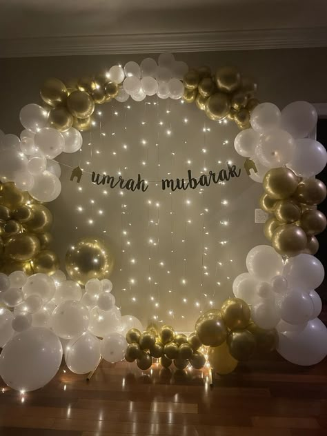 Beautiful easy DIY balloon Ring. I linked the balloon ring I used from amazon! Super easy to set up and makes your decor look expensive! Balloon Ring, Diy Eid Decorations, Eid Balloons, Eid Mubarak Decoration, Farmhouse Vibes, Eid Mubarak Card, Ramadan Kareem Decoration, Unicorn Themed Birthday Party, Easy Birthday