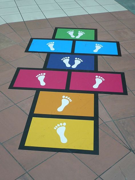 Preschool Hopscotch Ideas, Kids Challenges Activities, Gross Motor Activities For Preschoolers, Hopscotch Game, Playground Painting, Middle Childhood, Kids Obstacle Course, Physical Play, Ideas For Backyard