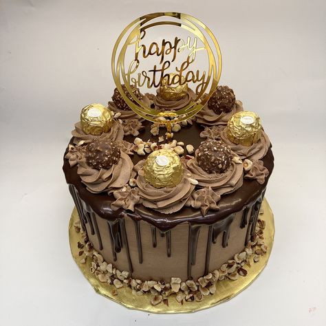 Chocolate Cake Man Birthday, Chocolate Cake For Men Birthdays, Chocolate Cake Ideas For Men, Chocolate Cake Design Birthday Men, Ferrero Rocher Birthday Cake, Men’s Chocolate Birthday Cake, Fruit Table Ideas, Boys 18th Birthday Cake, Graduation Sugar Cookies