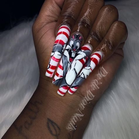 XxL nail art Bugs Bunny Nails, Bunny Acrylic Nails, Bunny Nails, Space Jam, Luxury Nails, Classy Nails, Bugs Bunny, Bugs, Acrylic Nails