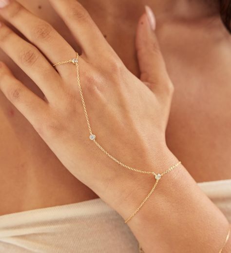 You guys have been loving the essence hand chain this week & we are now sold out! Should we restock her? 💌 Sapphire Necklace Simple, Hand Bracelet Gold, Chain Ring Bracelet, Hand Bracelet With Ring, Jewellery Stack, Hand Chain Jewelry, Gold Bracelet Simple, Hand Chain Bracelet, Ring Bracelet Chain