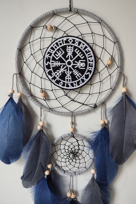 Norse Dream Catcher, Viking Themed Bedroom, Viking Inspired Bedroom, Viking Bedroom Ideas, Nerdy Room Decor, Viking Inspired Home, Viking Nursery, Nerdy Room, Mythology Norse