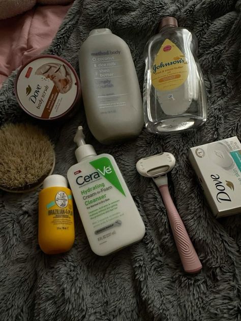 Target Essentials, Body Hygiene, Hygiene Care, Shower Skin Care, Body Smells, Smell Goods, Pretty Skin Care, Bath And Body Care, Body Care Routine