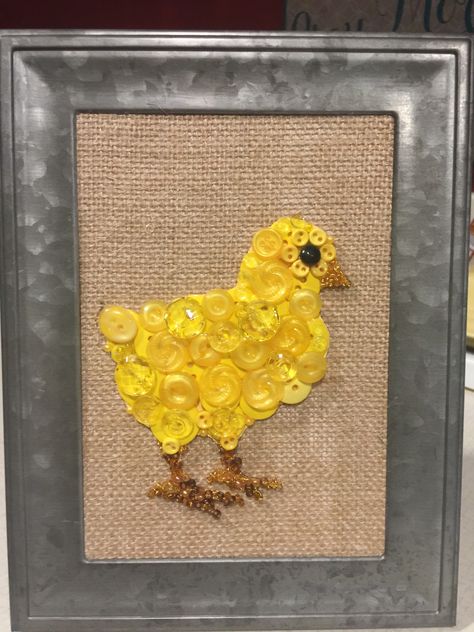 Baby chick buttons on burlap Chicken Button Art, 4h Crafts, 4h Projects, Button Projects, Buttons Crafts Diy, Button Collecting, Buttons Crafts, Baby Chick, Chicken Art