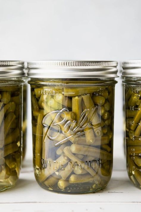 Canning Green Beans - The Seasoned Mom Canning Green Beans, Canned Green Beans, Canning Salt, Low Acid Recipes, Christmas Jam, Pear Jam, The Seasoned Mom, Seasoned Veggies, Can Green Beans