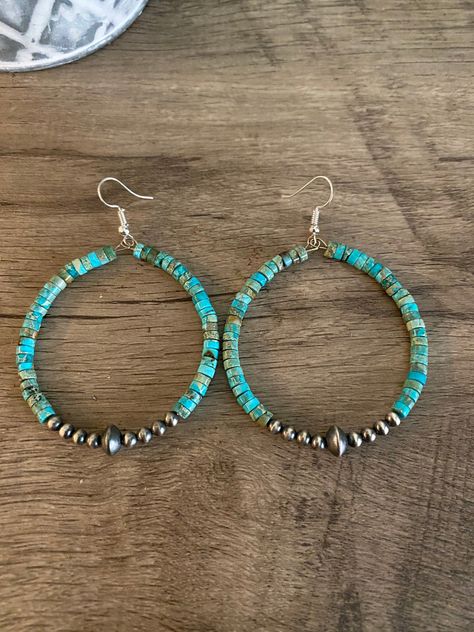 Navajo Beaded Earrings, Navajo Pearl Earrings, Diy Western, Heishi Jewelry, Antler Earrings, Earrings Western, Ear Art, Antique Turquoise, Navajo Pearls