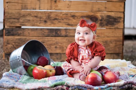 Apple stand mini session Apple Stand Photoshoot, Apple Pictures Photography, Apple Of My Eye Photo Shoot, Apple Photoshoot, Apple Photoshoot Baby, Apple Baby Photoshoot, Baby Apple Photoshoot, Apple Picking Baby Pictures, Fall Apple Photoshoot