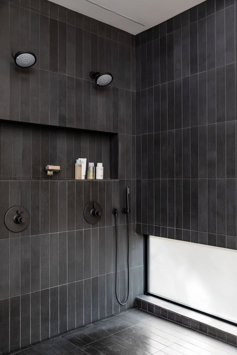 Dark Master Shower Ideas, Grey Tile Showers, Dark Grey Tile Bathroom Ideas, Black Subway Tiles Bathroom, Dark Grey Shower Tile Bathroom, Horizontal Tile Shower Ideas, Dark Gray Tile Bathroom, Black Subway Tile Bathroom, Black And Gray Bathroom