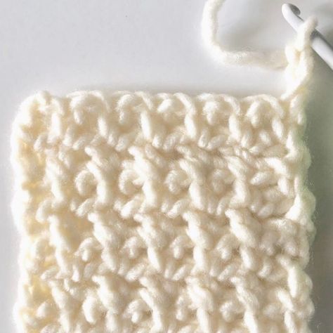 This stitch is very similar to the Mesh Stitch. The only substitution is an extended single crochet (EXSC) instead… Mesh Stitch Crochet Blanket, How To Crochet Mesh Stitch, Pike Stitch Crochet, Crochet Mesh Stitch Tutorials, Single Crochet Mesh Stitch, Crochet Lemon Peel Stitch Blanket, How To Start Crochet, Wood Crochet Hook, Crochet Headband Free