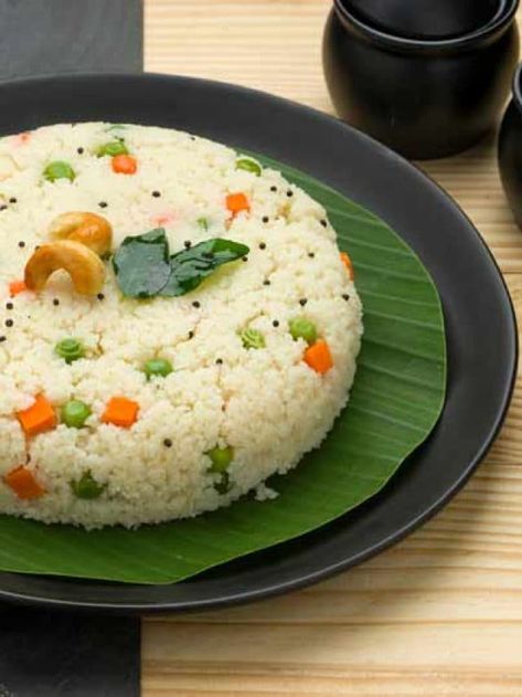 Rava Upma Recipe, Rava Upma, Leftover Rice Recipes, Upma Recipe, Sanjeev Kapoor, Indian Breakfast, Snacks Recipes, Budget Friendly Recipes, Cooked Vegetables