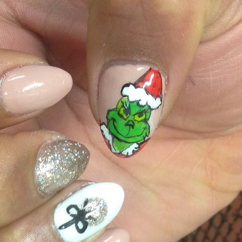 Gel Nails Art, Grinch Nails, Nails Xmas, Winter Manicure, Soft Gel Nails, Short Fake Nails, Christmas Nails Acrylic, Nails For Women, Pink Acrylic Nails